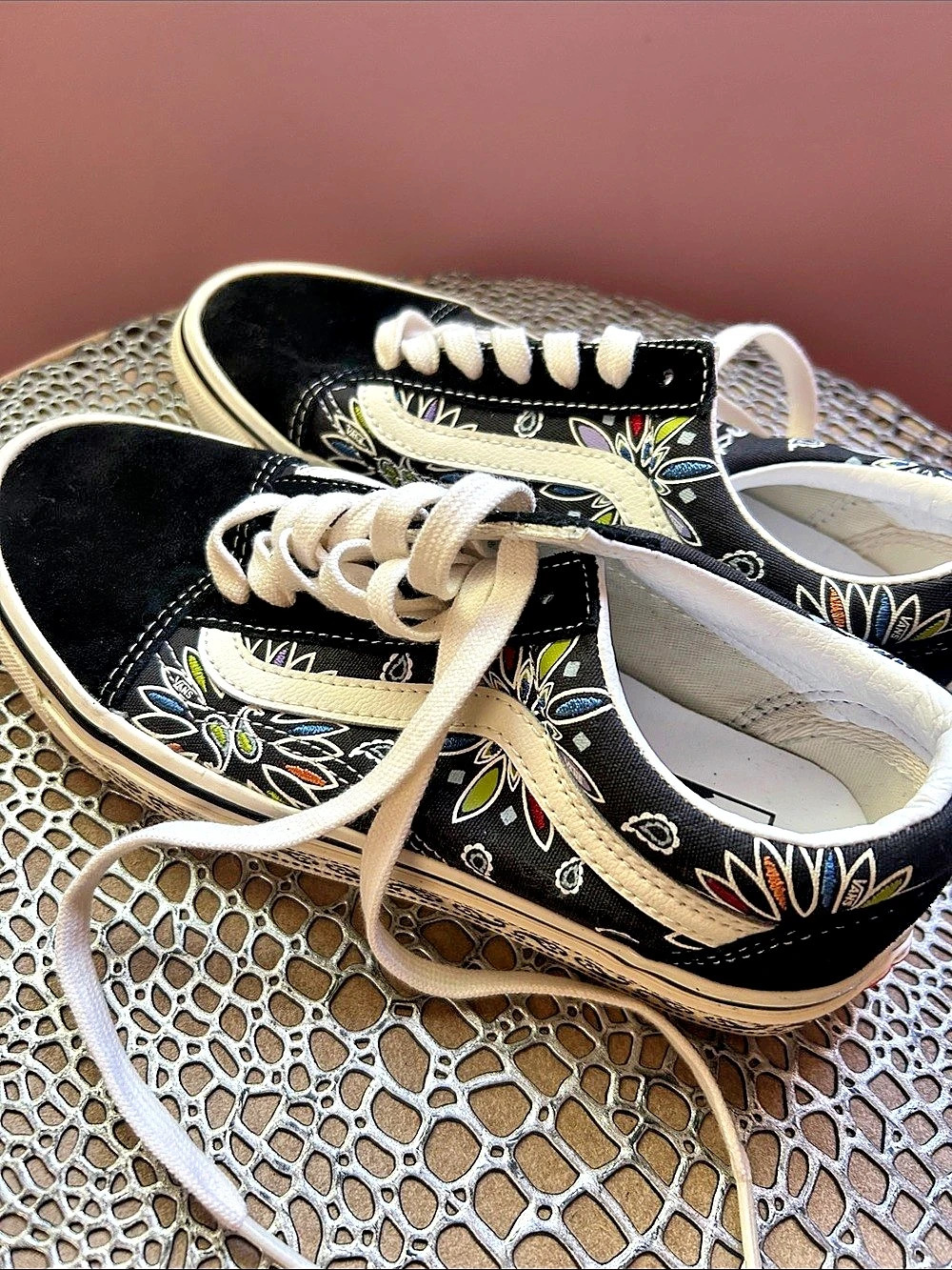Vans Old Skool Peace Paisley Floral Sneakers Black & White US men 5.5, women 7.